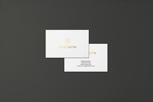 8.5x5.5cm Business Card Mockup