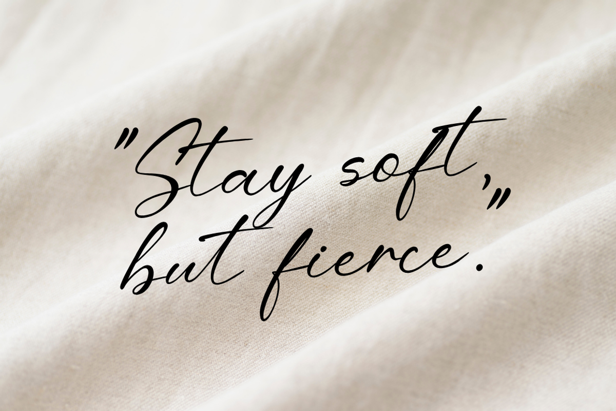Peony Whisper - Signature Font, a Script Font by Sronstudio (Photo 6 of 10)