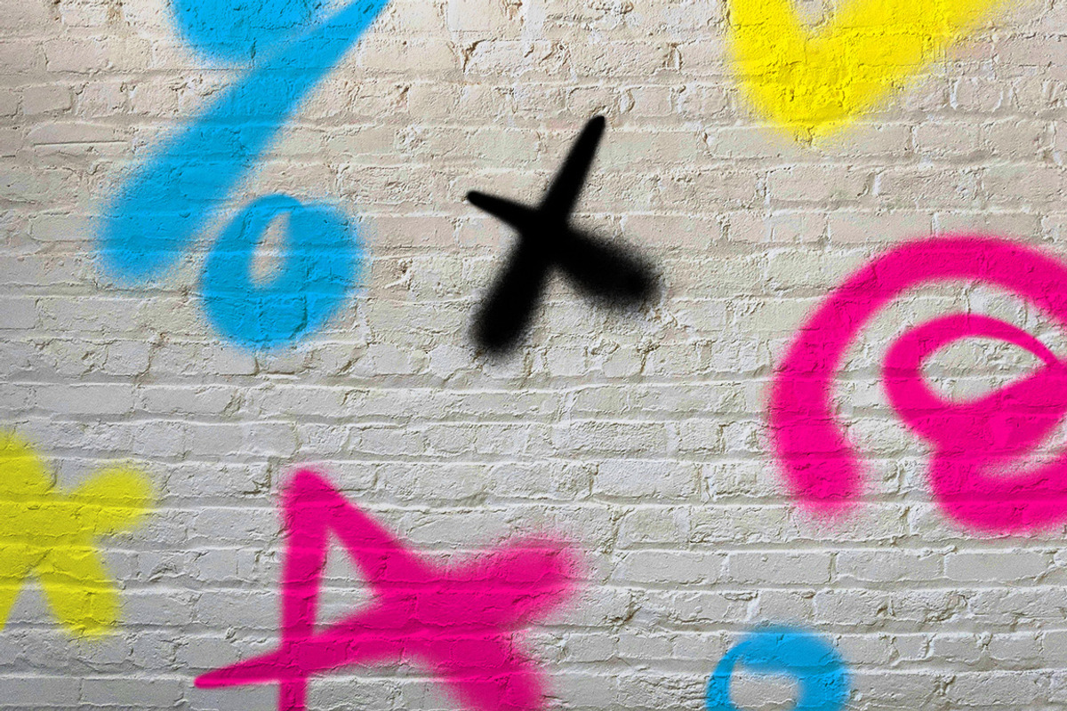Spray the City SVG Fonts, a Font by tomatstudio (Photo 5 of 8)