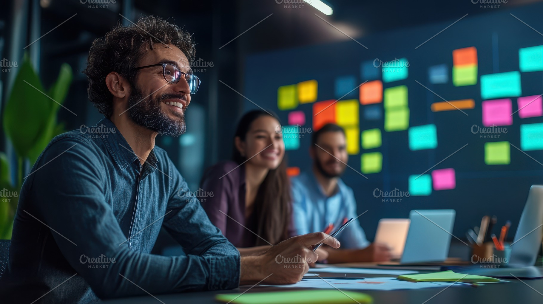 Team members collaborate on project, a Background Photo by Pixeness