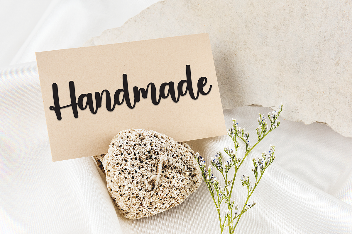 Outside | Script Font, a Handwritten Font by Scratchones (Photo 4 of 9)