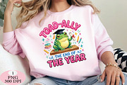Cute Graduation Frog PNG, a Seasonal Illustration by Daily.Designs (Thumbnail 3 of 5)