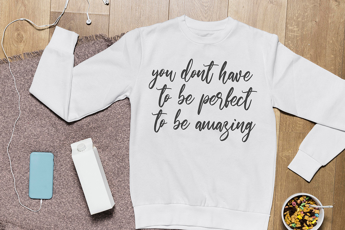 Walentiny - Handwritten Font, a Script Font by StringLabs (Photo 5 of 9)