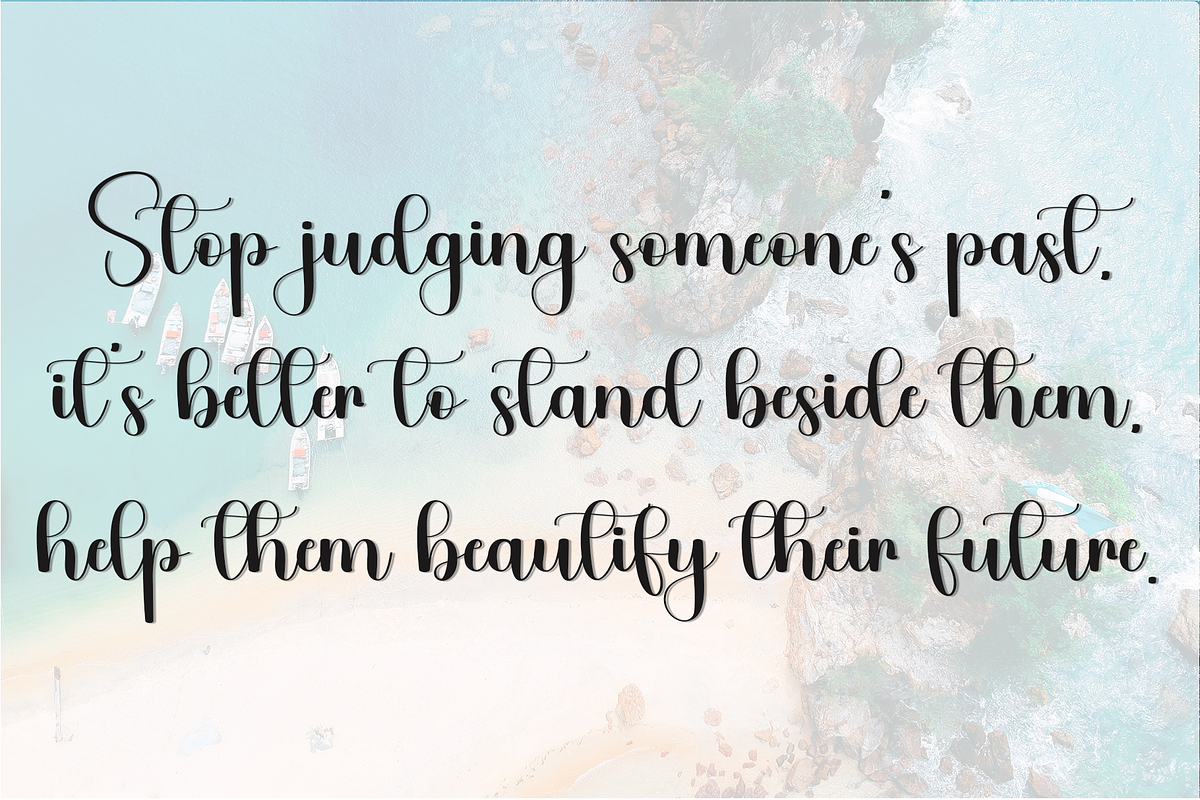 Santa Signatie, a Handwritten Font by InermediaSTUDIO (Photo 7 of 8)
