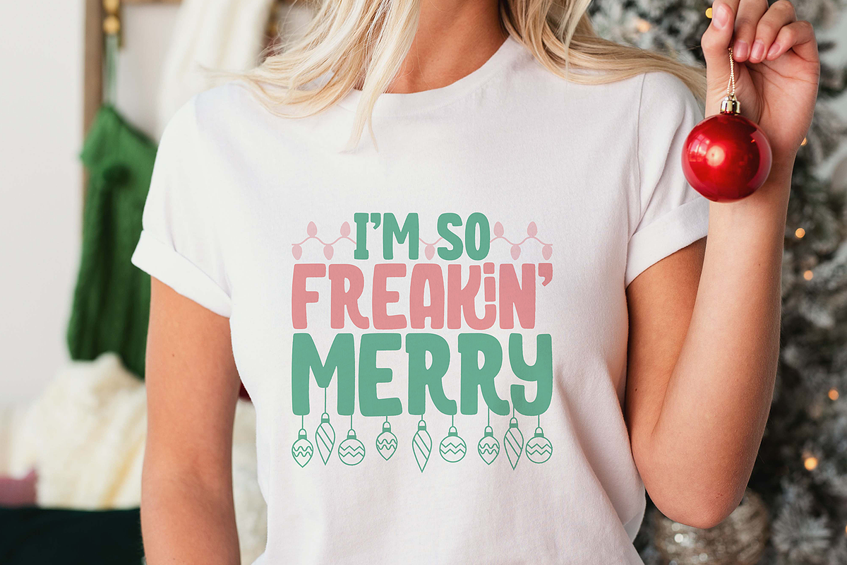 Bright and Merry a cute Holiday Font, a Sans Serif Font by Amber Nest Design (Photo 4 of 8)
