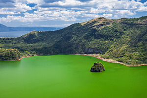 Lake inside Taal volcano, a Photo by saiko3p