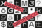 SANDRO GROTTESCO FAMILY, a Font by SUPERNULLA