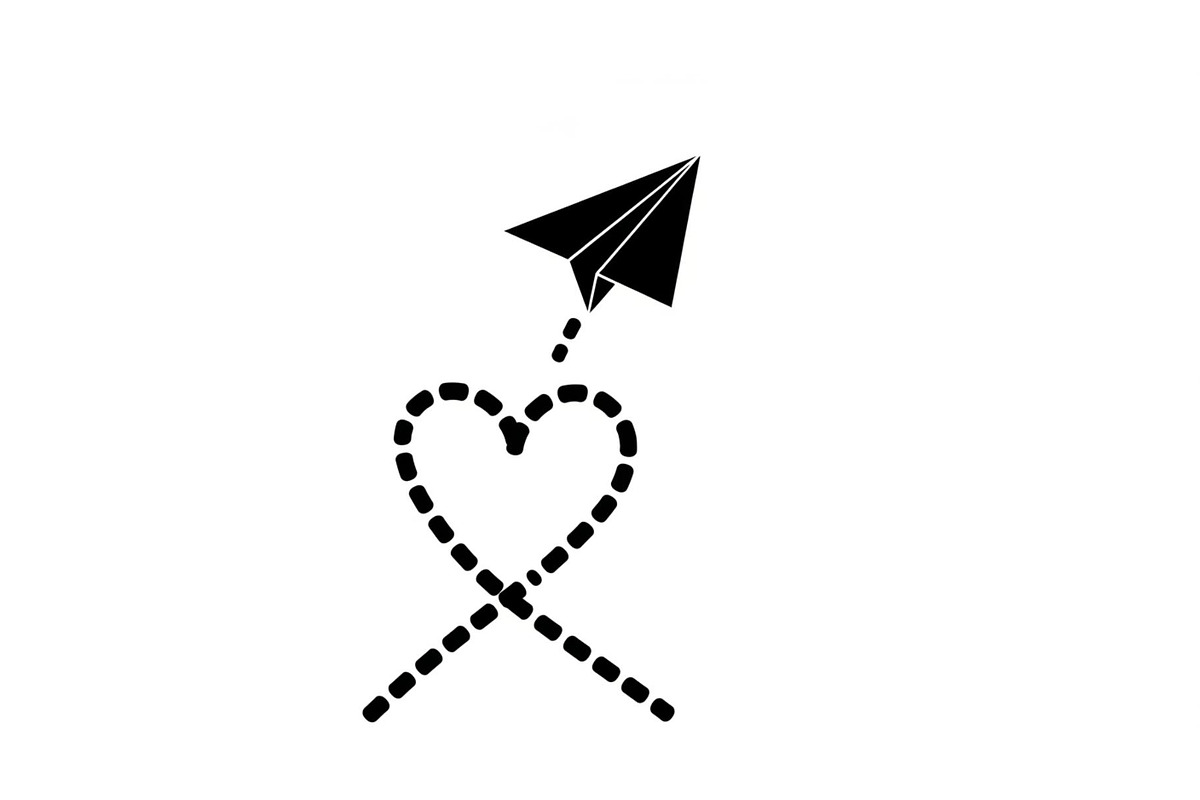 Paper Airplane Heart SVG Bundle, an Illustration by jahid234 (Photo 19 of 31)