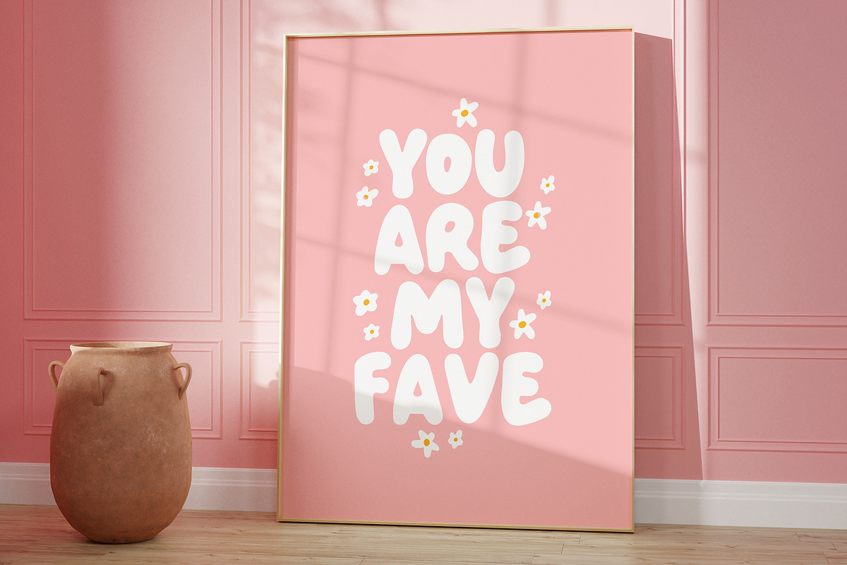 Holiday Journey | Bubble Font, a Handwritten Font by Calamar Studio (Photo 4 of 12)
