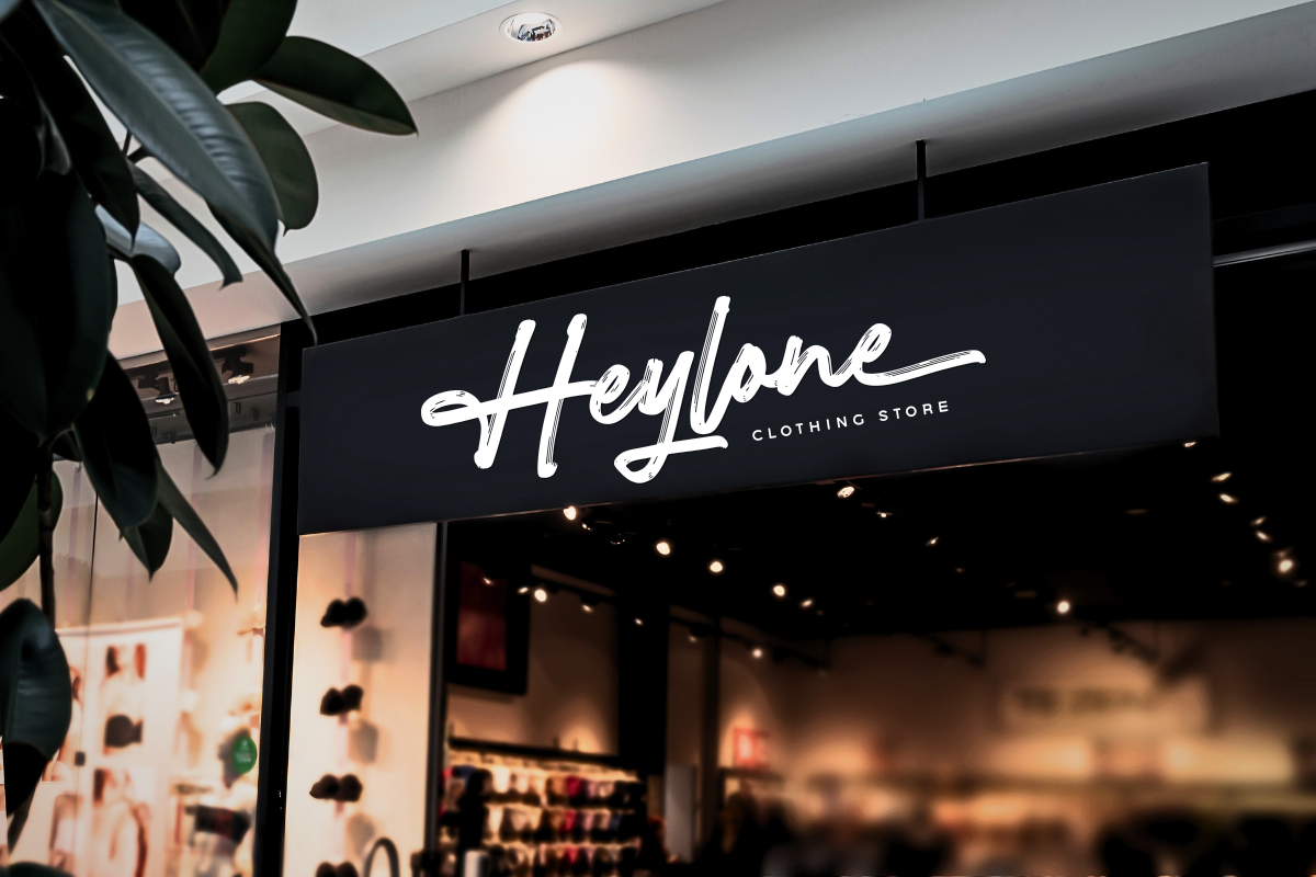 Breakline Signature – Handbrush Font, a Script Font by Fikryal Studio (Photo 2 of 15)