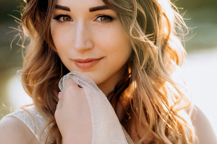 bride against the background of a yellow sunset