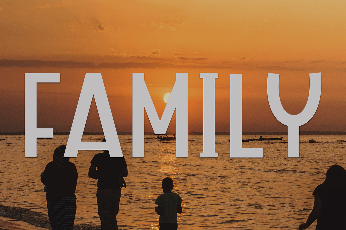 Caramel, a Script Font by InermediaSTUDIO (Photo 7 of 7)