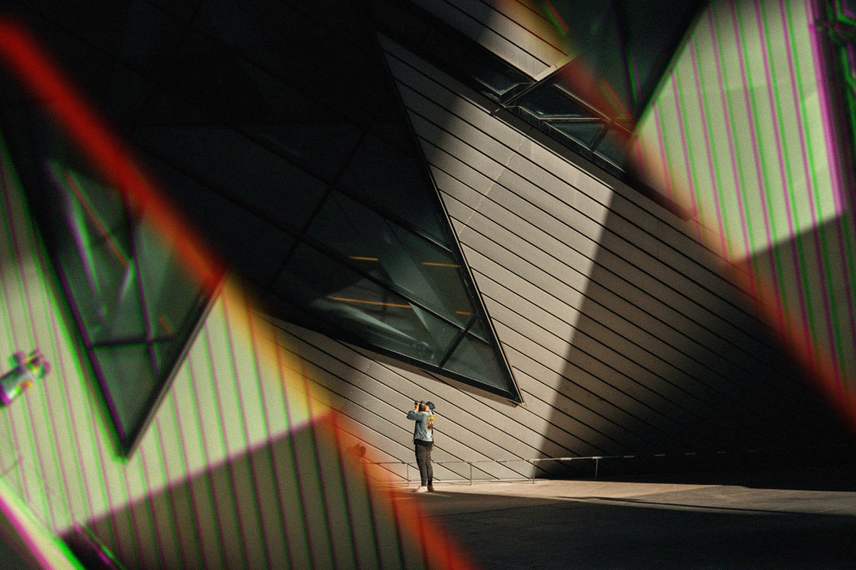 Prism Lens Photo Effect, a Layer Style Add-On by Design Squad (Photo 2 of 4)