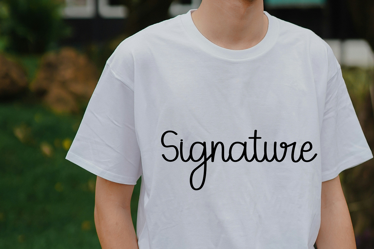 Handmade, a Handwritten Font by FreshTypeINK (Photo 7 of 8)