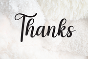 Bulky | Script Font, a Handwritten Font by Scratchones (Thumbnail 9 of 9)