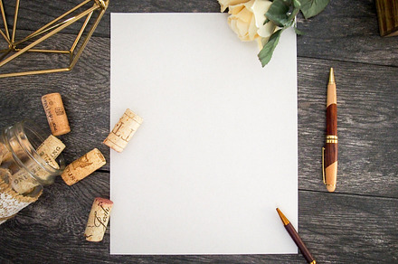 Boutique Plain Paper Mockup