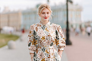 Woman Long-Sleeved Dress Mockup PSD, a Shirt Mockup by 1001 mockups (Thumbnail 3 of 9)