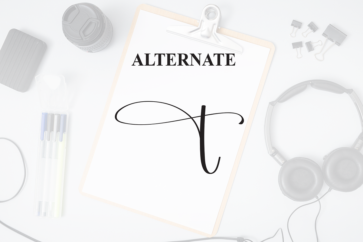 Voicenote | Script Font, a Handwritten Font by Scratchones (Photo 8 of 9)