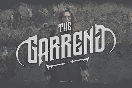 Garreng Decorative Typeface