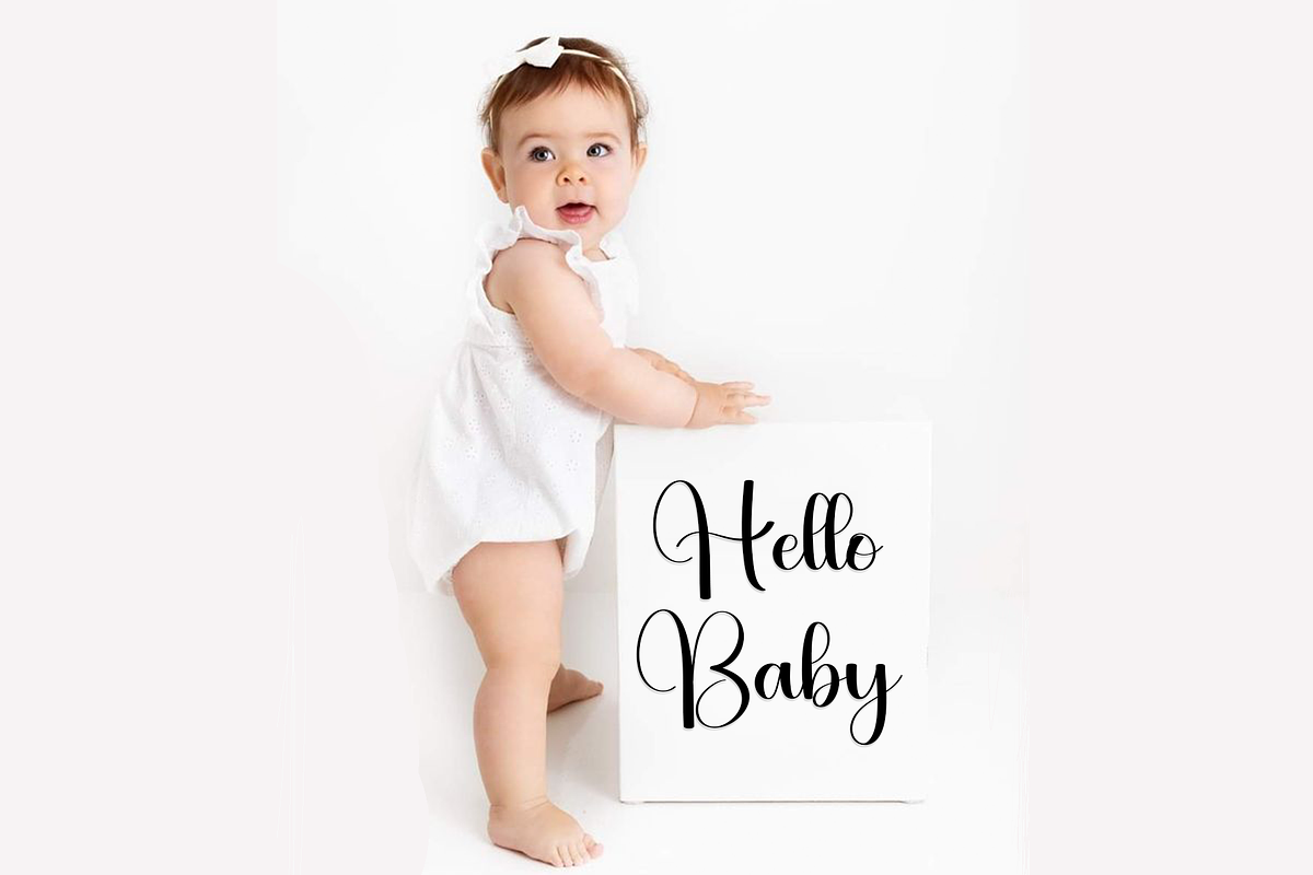 Chasing Hearts, a Handwritten Font by FreshTypeINK (Photo 3 of 8)