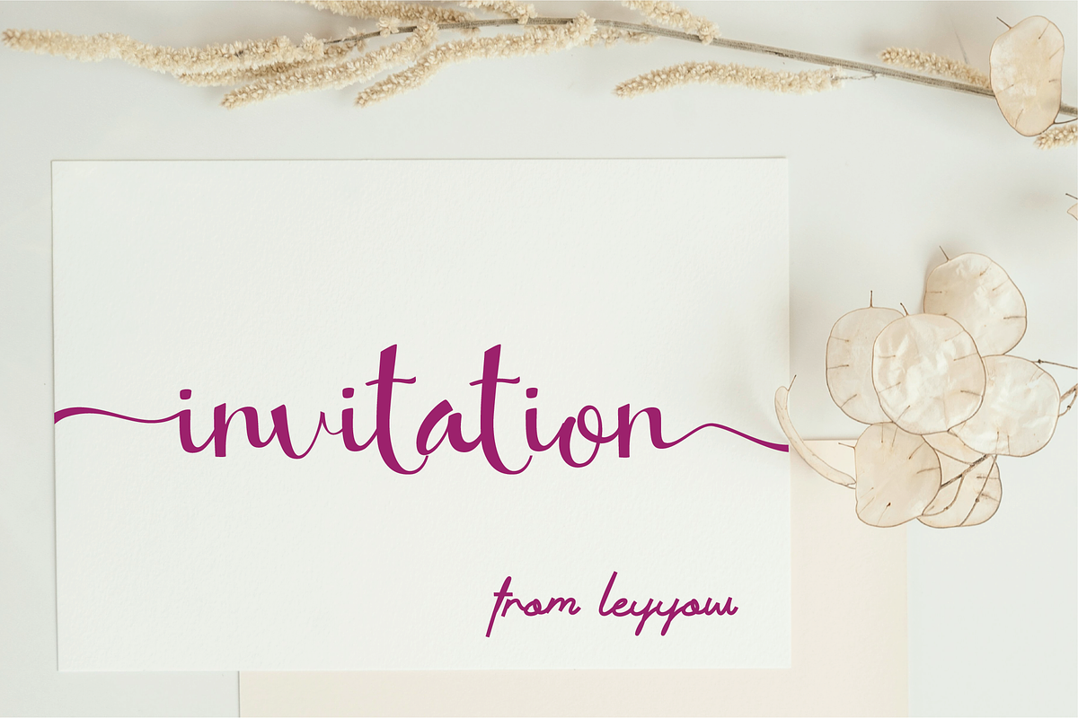Twisty Squosh, a Script Font by DiosiArt (Photo 4 of 12)