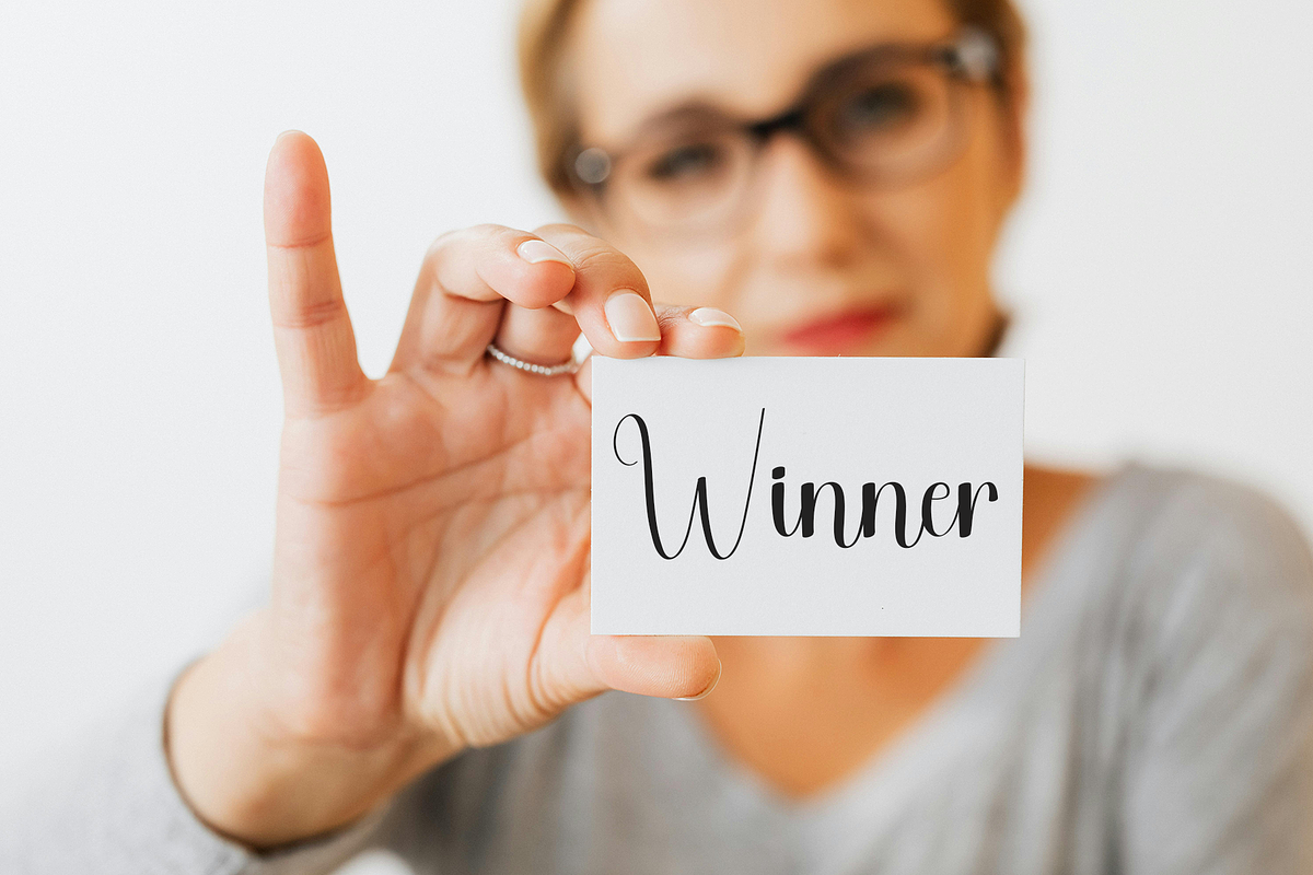 Weather Summer, a Handwritten Font by FreshTypeINK (Photo 4 of 8)
