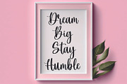 Bougenville - Wedding Font, a Script Font by Mozatype (Thumbnail 2 of 7)