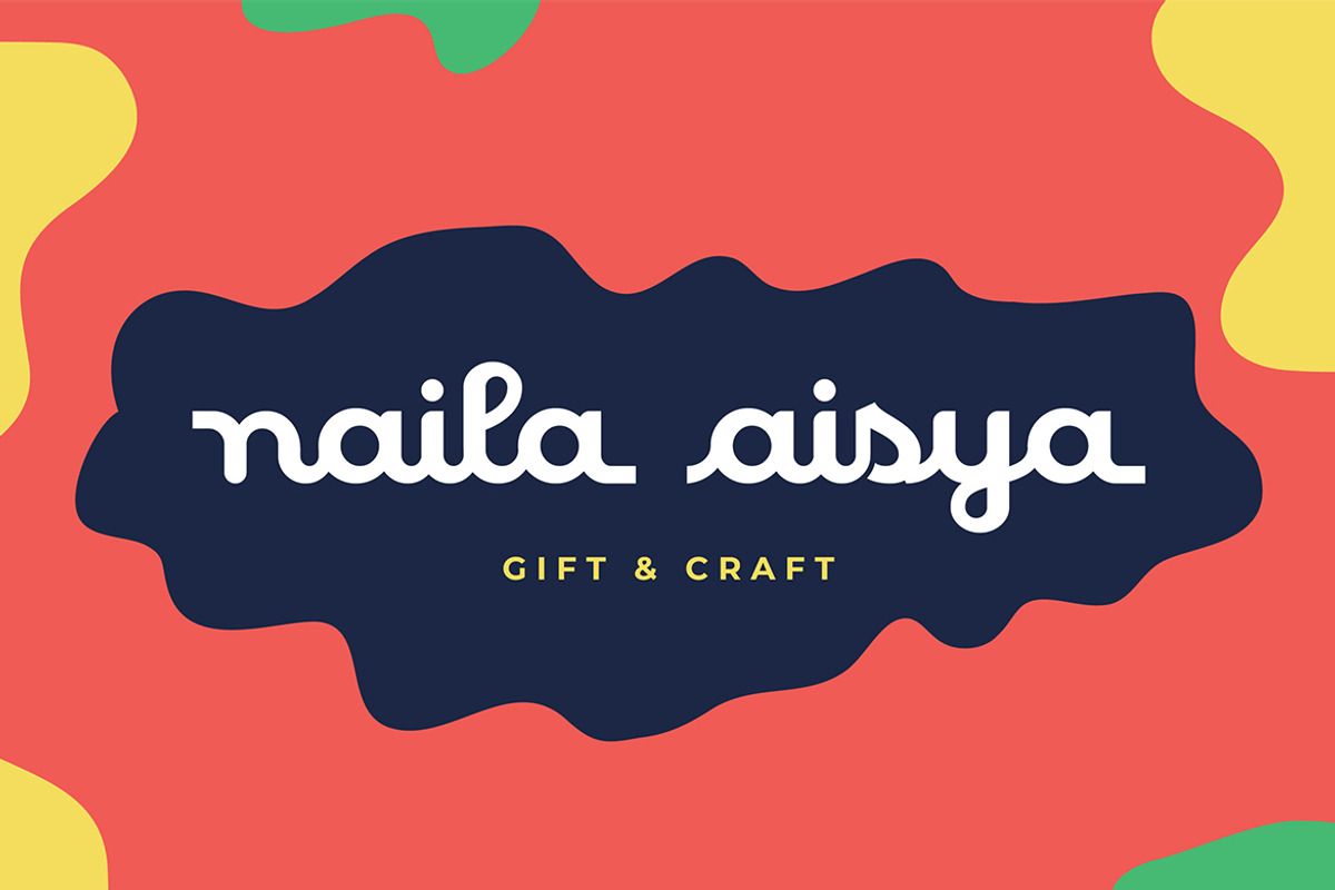 Apilago Typeface, a Script Font by Nowpe Studio (Photo 3 of 7)