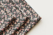 Botanical Elegant Floral Pattern, a Pattern Graphic by StudioGlouna (Thumbnail 5 of 13)
