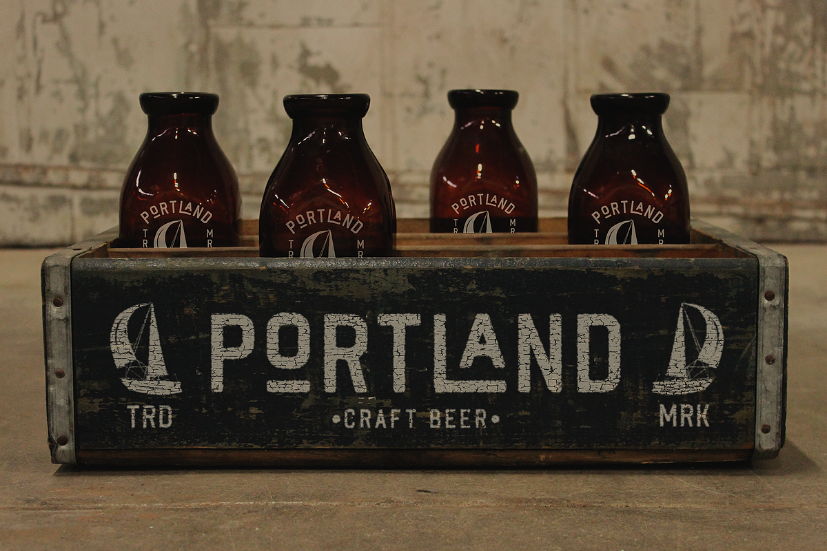 Black River, a Font by Larin Type Co. (Photo 6 of 10)