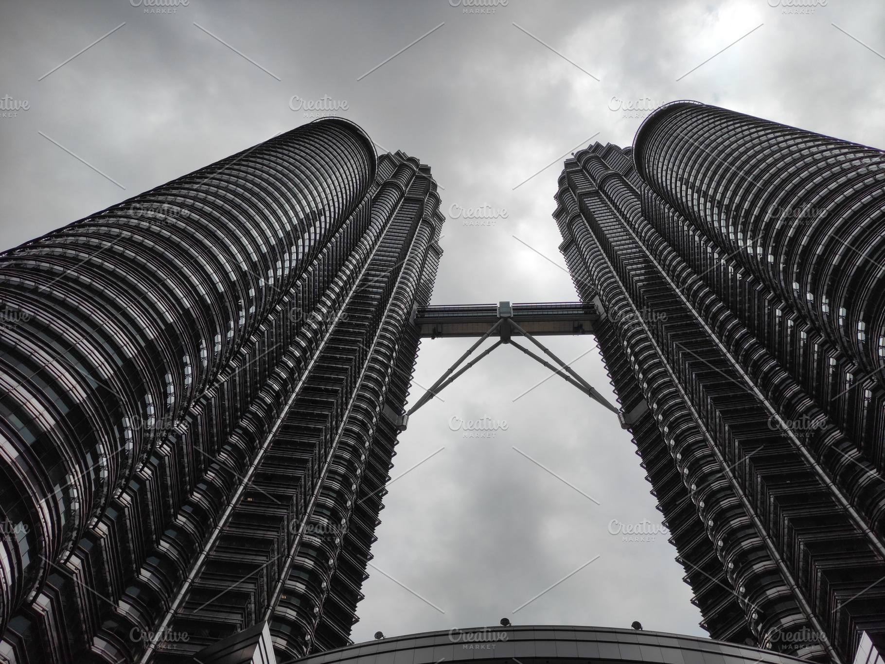 Kuala Lumpur Twin Towers, Malaysia, an Architecture Photo by YT Design