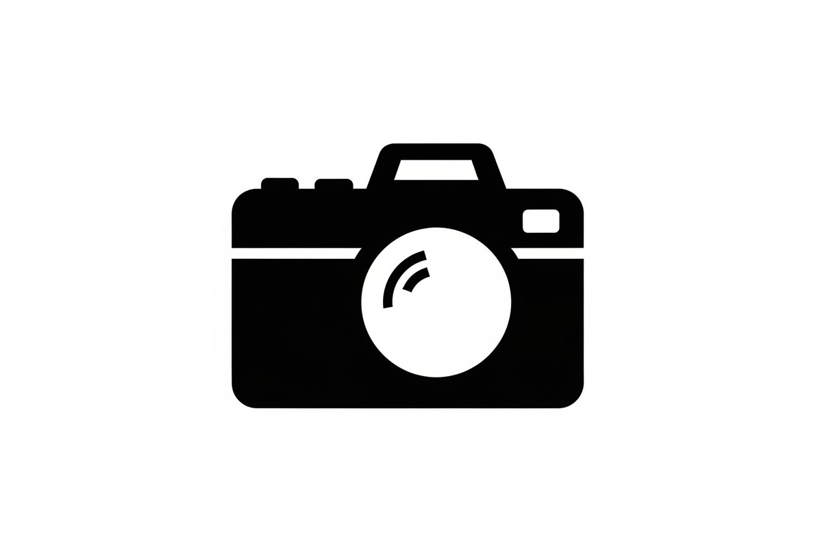 Camera Photography Vector Icon Bundl, an Illustration by Amazin_art (Photo 21 of 51)