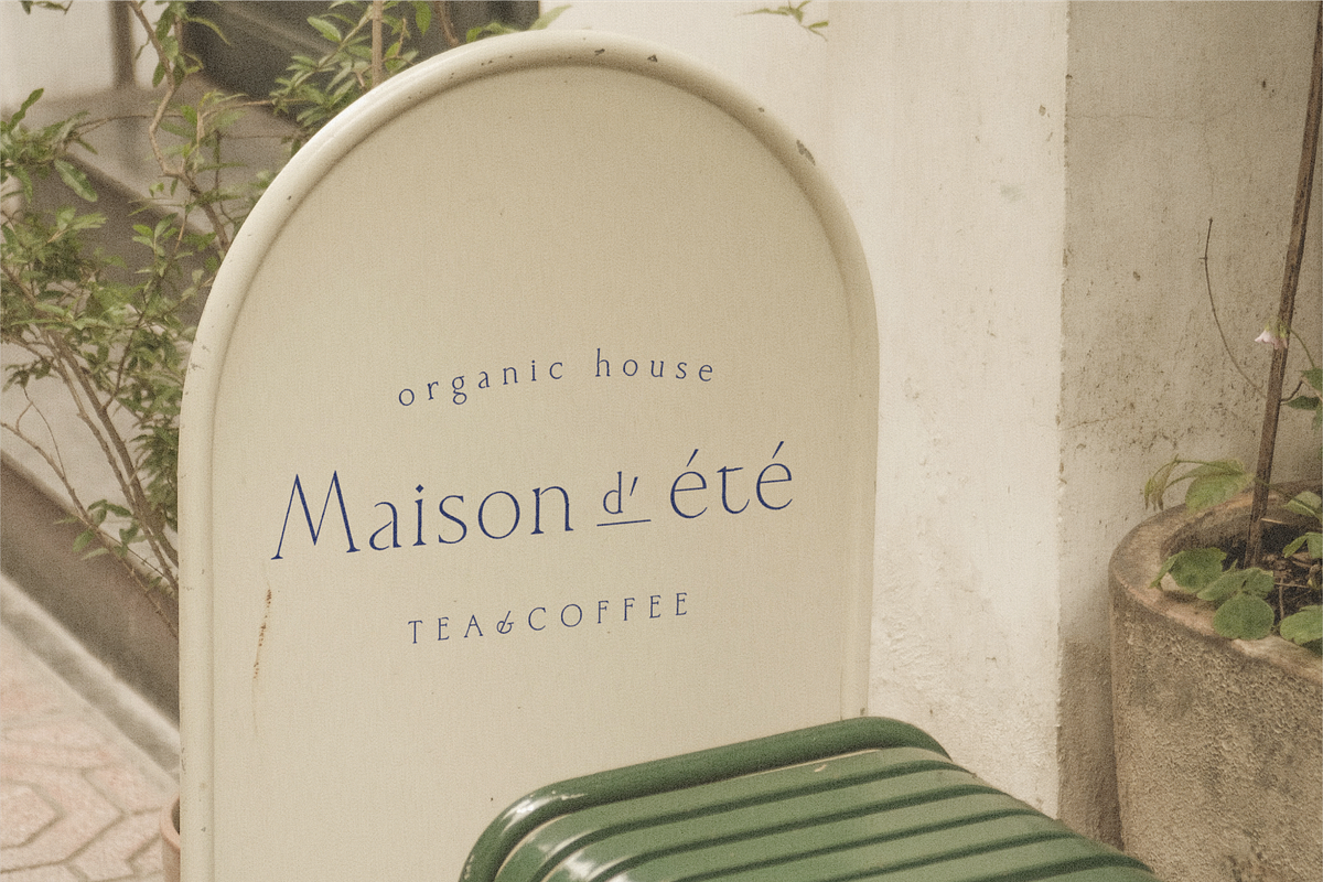 Cedarwood - Classy Serif, a Serif Font by Harmonais Visual (Photo 8 of 19)