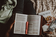 Bookstagram Lightroom Presets, a Preset Add-On by Oak Digital Studios (Thumbnail 9 of 10)