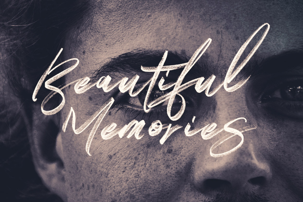 Right Brush & SVG Font, a Script Font by Cruzine (Photo 17 of 18)