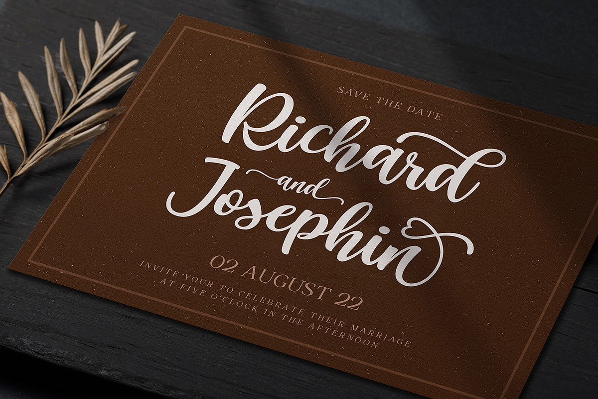 Reghina Marinka - Modern Script Font, a Script Font by Kotak Kuning Studio (Photo 3 of 9)