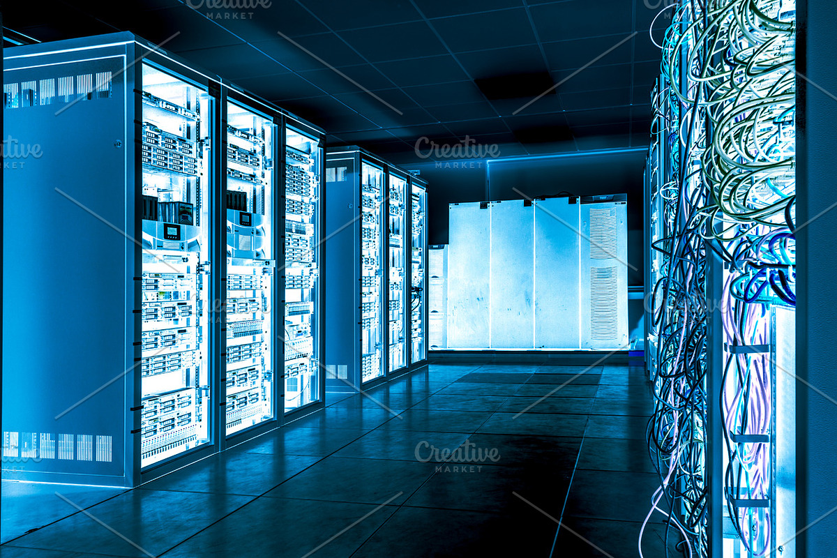 DATA CENTRE, a Technology Photo by Feelings (Photo 3 of 5)