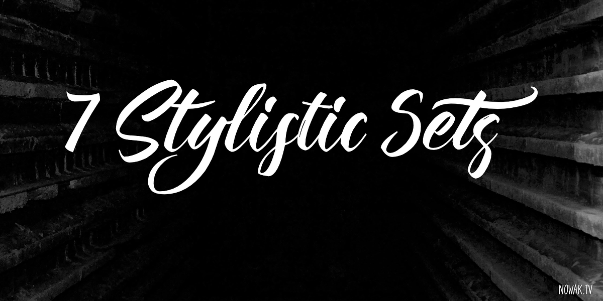 Dramaturg, a Script Font by GRIN3 (Nowak) (Photo 5 of 6)