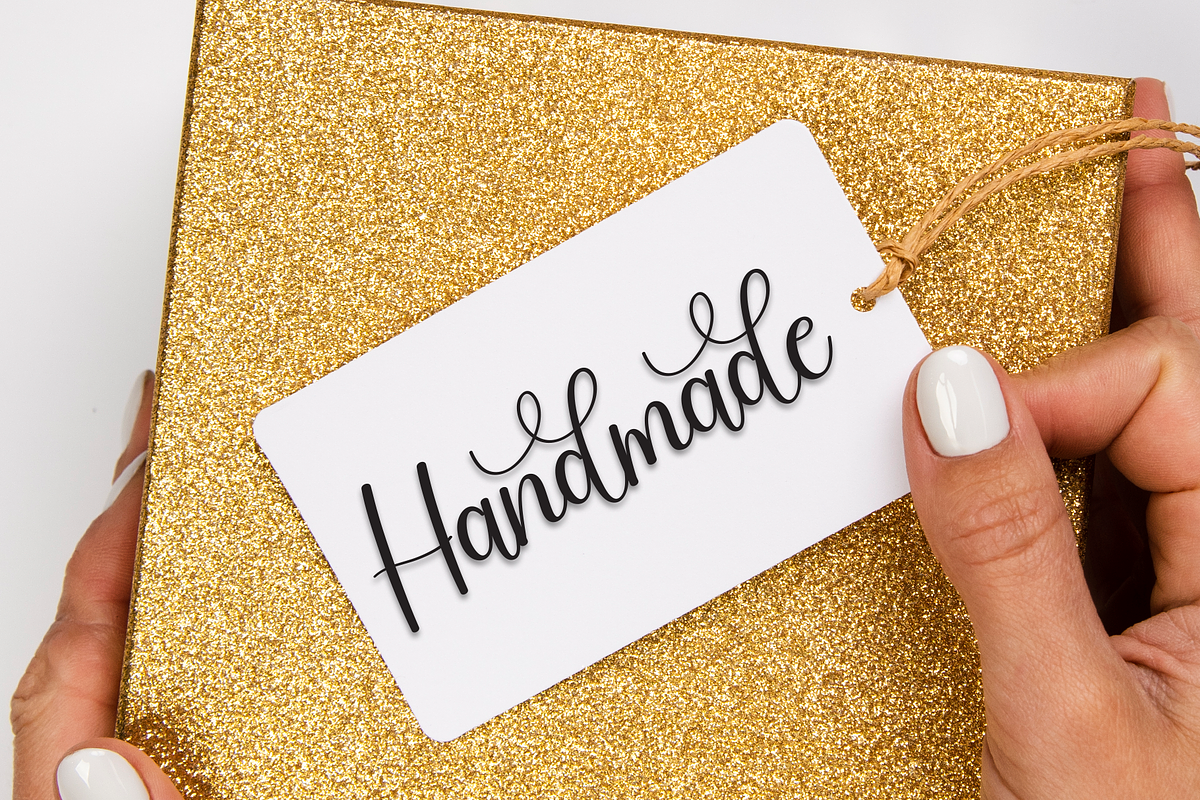 Endfield | Script Font, a Handwritten Font by Scratchones (Photo 5 of 9)
