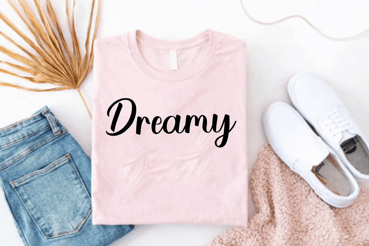Barbie Birthday, a Handwritten Font by InermediaSTUDIO (Photo 7 of 8)