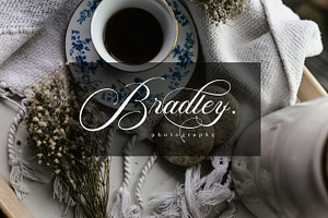 Scarlett | Elegant Calligraphy Font