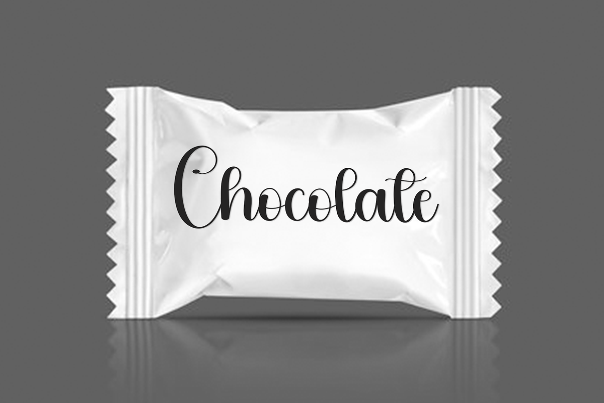 Valentine Vacation, a Font by FreshTypeINK (Photo 2 of 8)