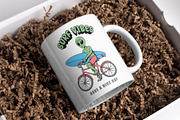 Alien: 5 illustrations enjoy summer, a Person Illustration by gunaonedesign (Thumbnail 9 of 10)