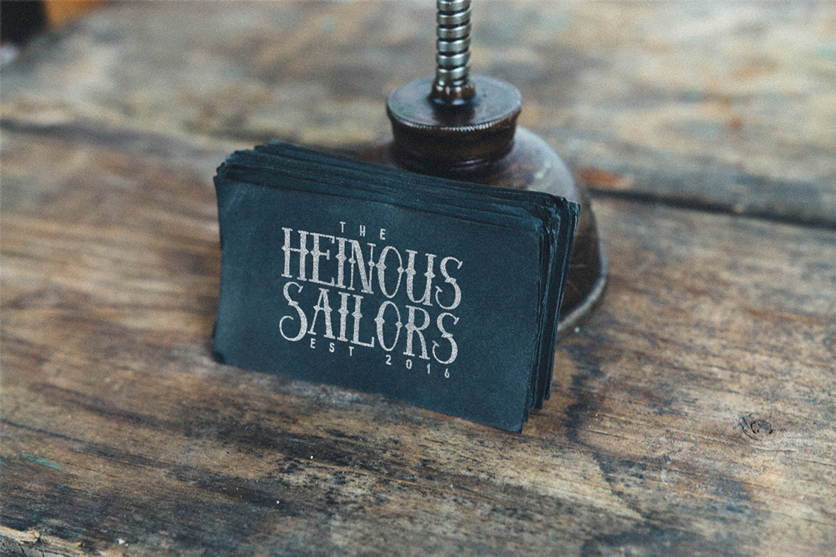 10 Minimal Vintage Logos, a Branding & Logo Template by Nuzzo (Photo 4 of 4)