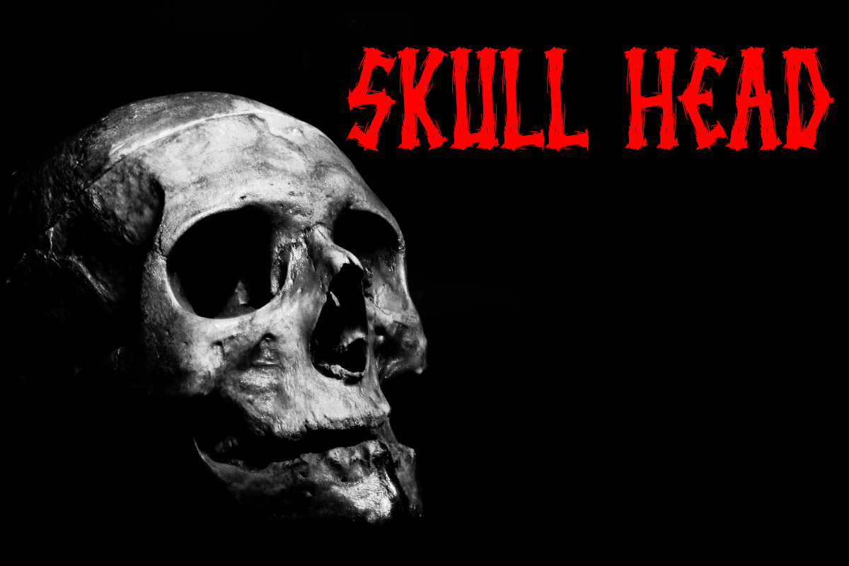 THIRTTIN - SPOOKY HALLOWEEN FONT, a Font by BringTypeStudio (Photo 4 of 6)