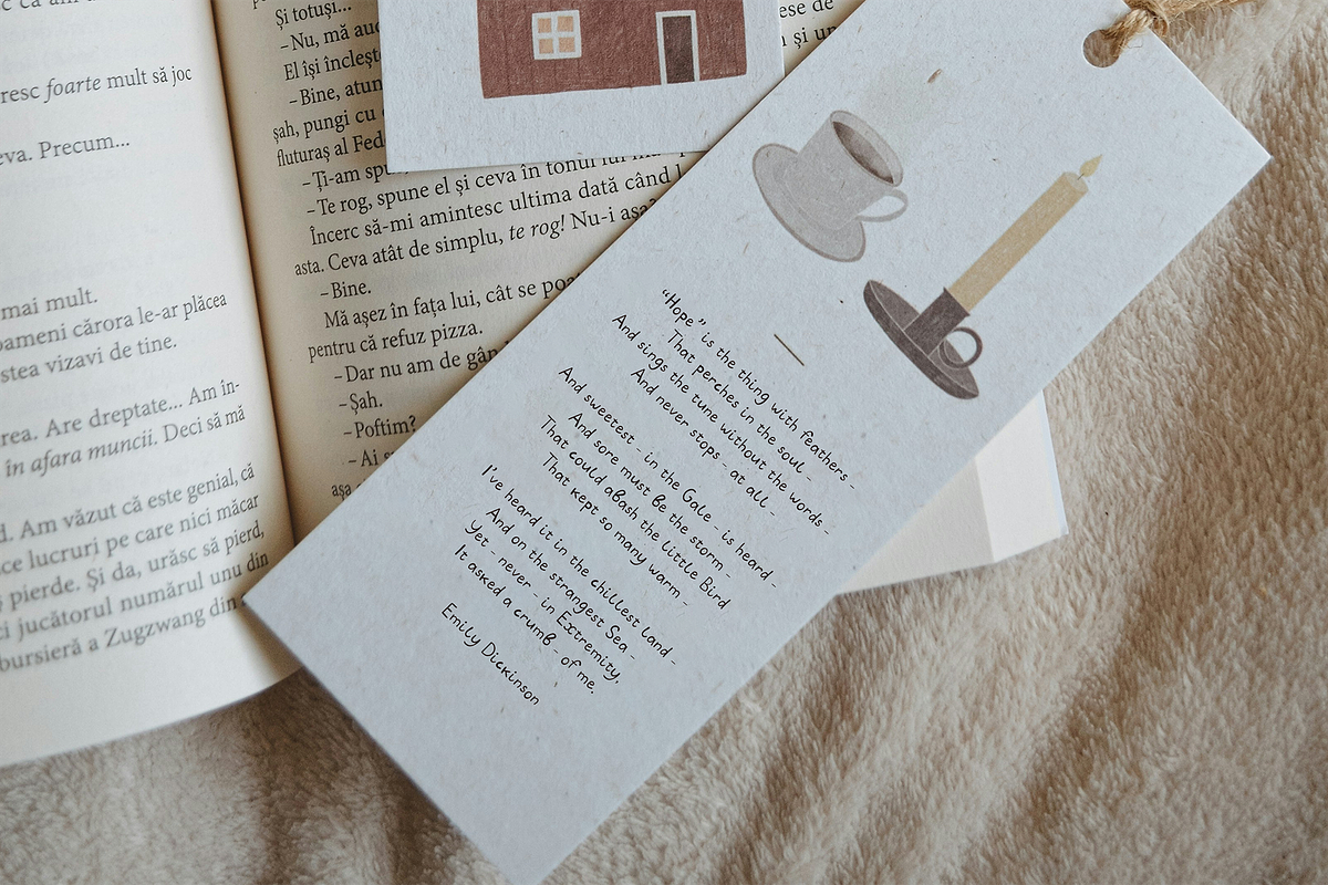 Amelia Daisy, a Script Font by gafaroff studio (Photo 2 of 6)