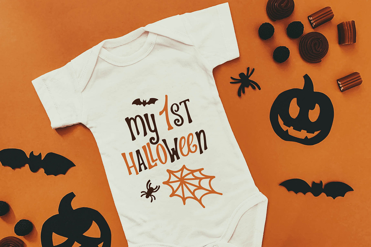 Halloween Bash Font for Crafters, a Script Font by BarcelonaShop (Photo 5 of 8)