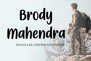 Easter Honeymoon, a Script Font by InermediaSTUDIO (Thumbnail 2 of 8)