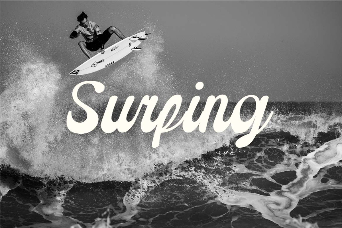 Queen of Dreams Handwritten Font, a Handwritten Font by UICreative (Photo 9 of 13)