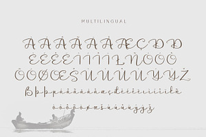 Delanggi - Handwritten Script Fonts